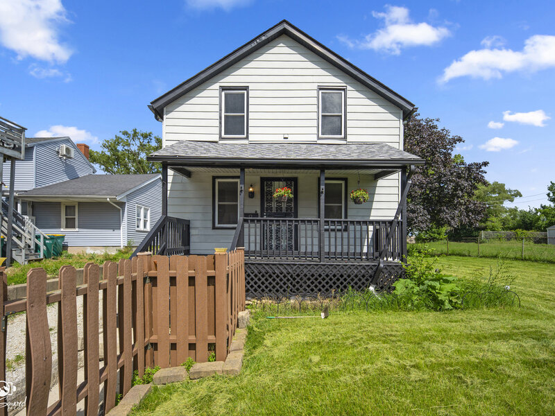 116 N Hickory Street Joliet IL 60435
