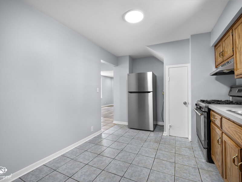 116 N Hickory Street Joliet IL 60435
