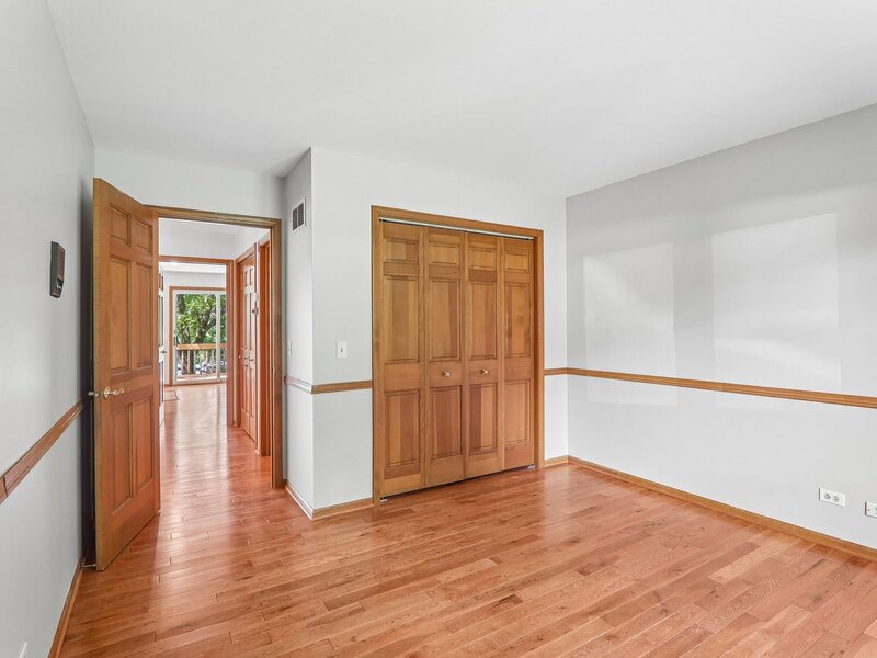 200 N Shore Drive Oakwood Hills IL 60013