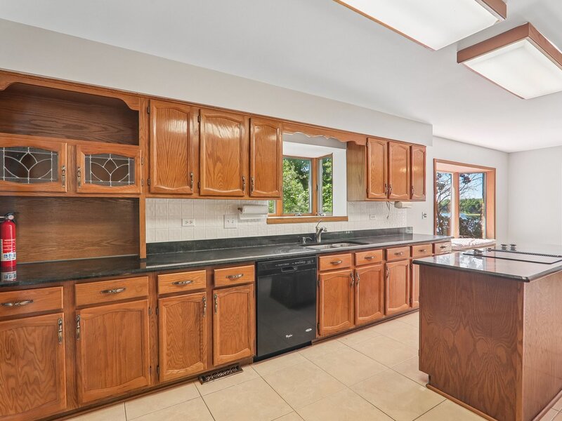 200 N Shore Drive Oakwood Hills IL 60013