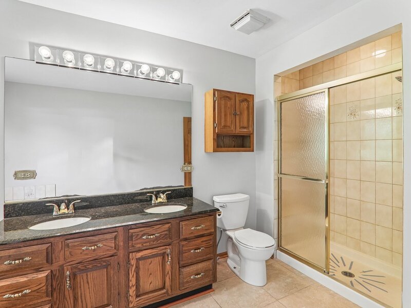 200 N Shore Drive Oakwood Hills IL 60013