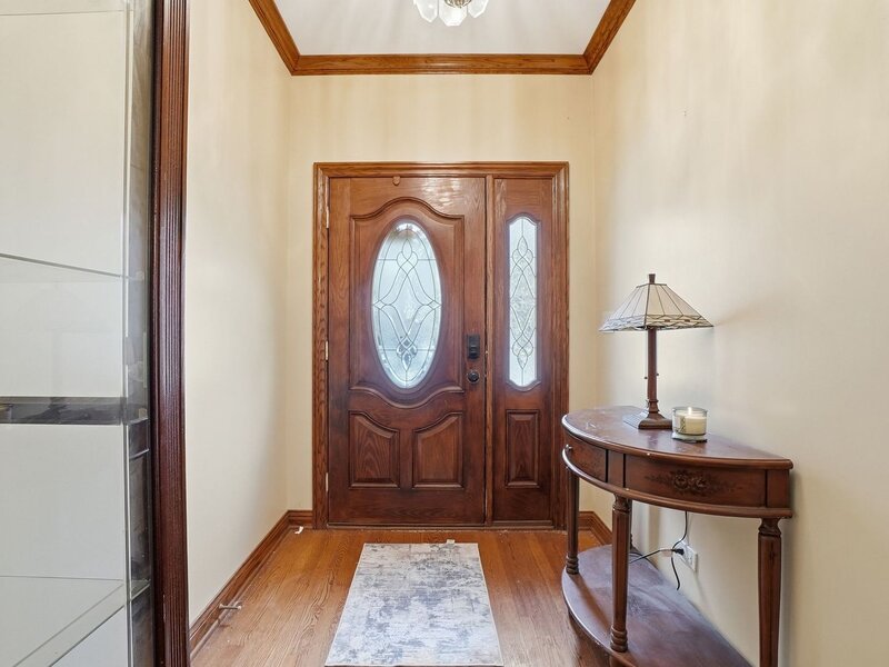 5733 W 97th Street Oak Lawn IL 60453