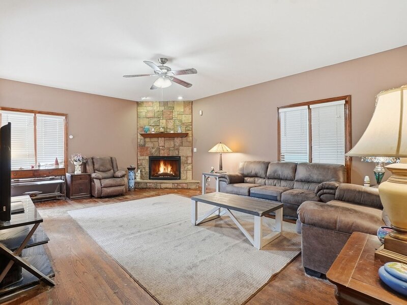 5733 W 97th Street Oak Lawn IL 60453