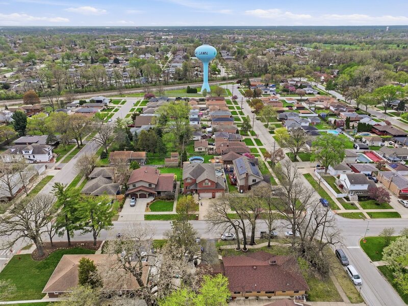 5733 W 97th Street Oak Lawn IL 60453