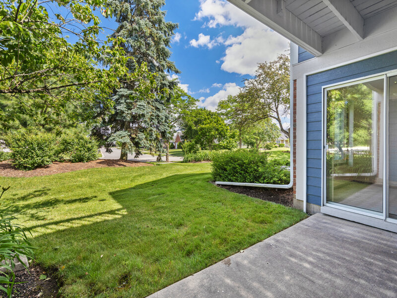 201 Charleston Court Schaumburg IL 60193