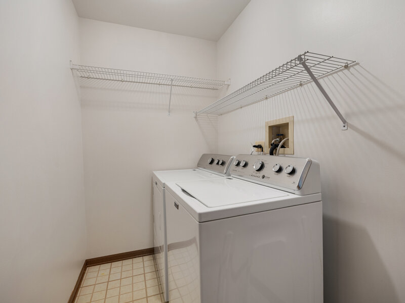 201 Charleston Court Schaumburg IL 60193