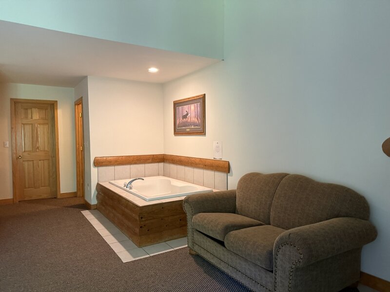 2643 N 178 Route Utica IL 61373