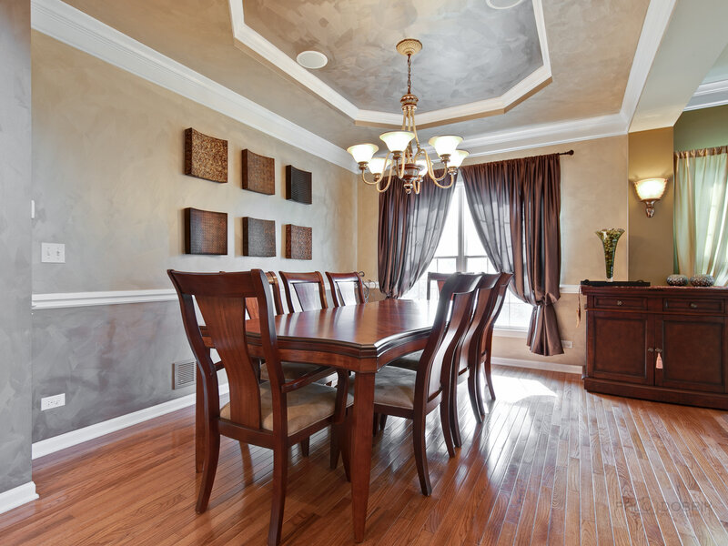 10 Eagle Ridge Drive Hawthorn Woods IL 60047