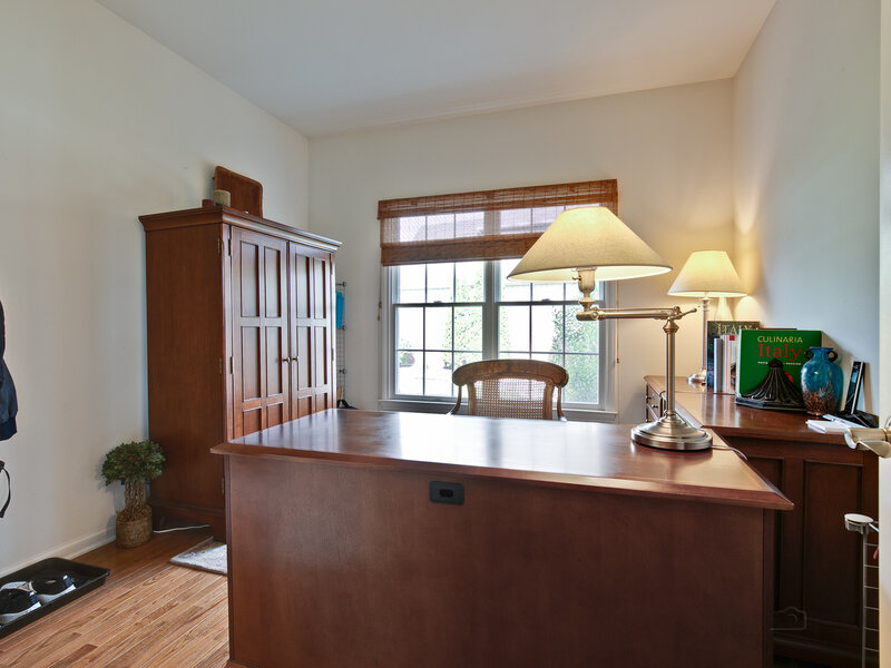 10 Eagle Ridge Drive Hawthorn Woods IL 60047