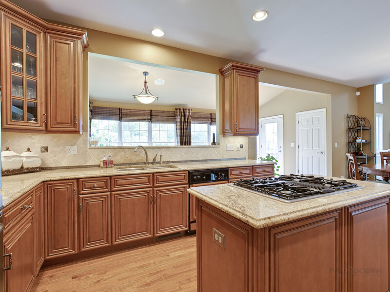 10 Eagle Ridge Drive Hawthorn Woods IL 60047
