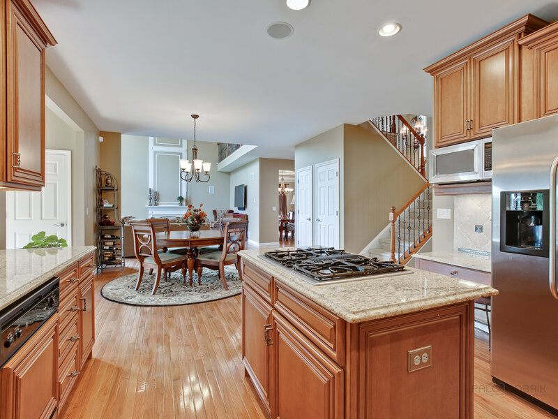 10 Eagle Ridge Drive Hawthorn Woods IL 60047