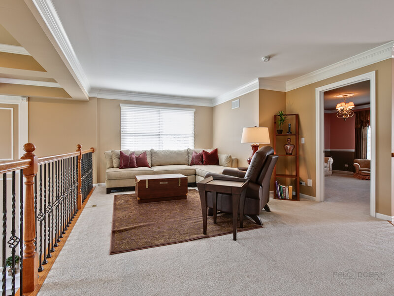 10 Eagle Ridge Drive Hawthorn Woods IL 60047
