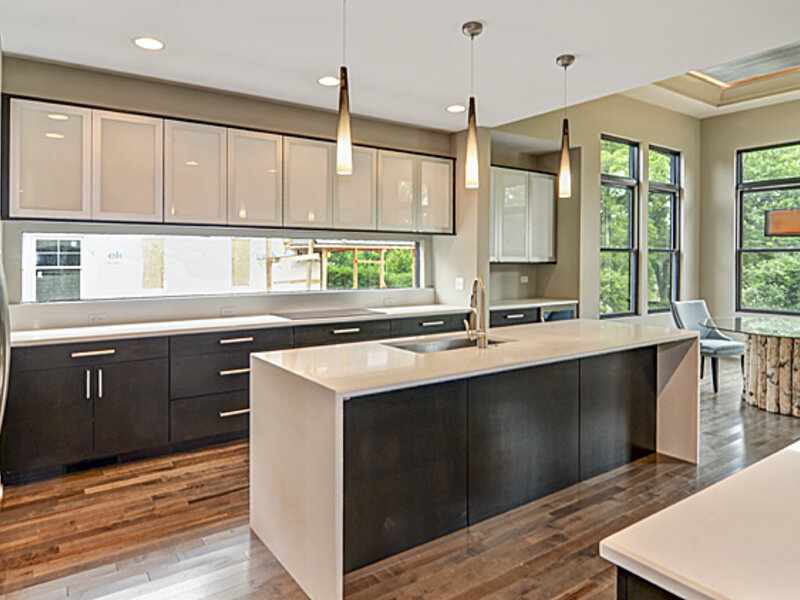 942 Acorn Avenue Glen Ellyn IL 60137