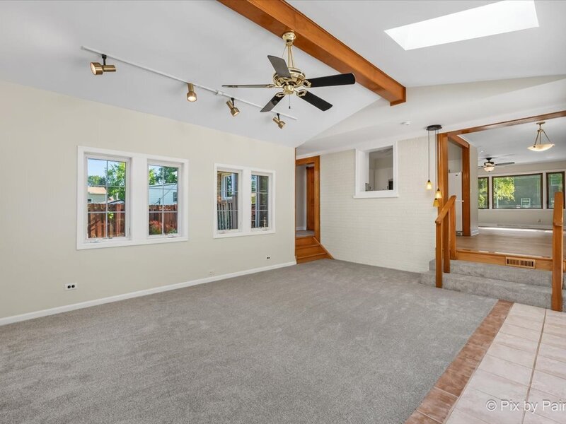 3911 Eastway Drive Island Lake IL 60042