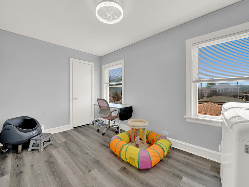 3717 W Marquette Road Chicago IL 60629