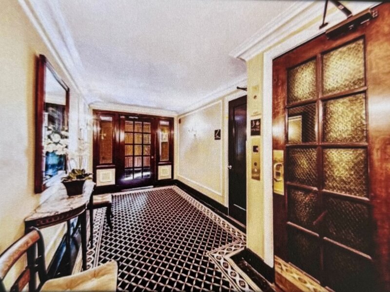 6334 N Sheridan Road Chicago IL 60660