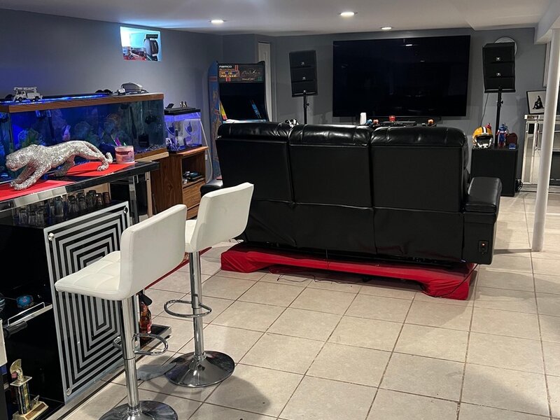 15943 Vine Avenue Harvey IL 60426