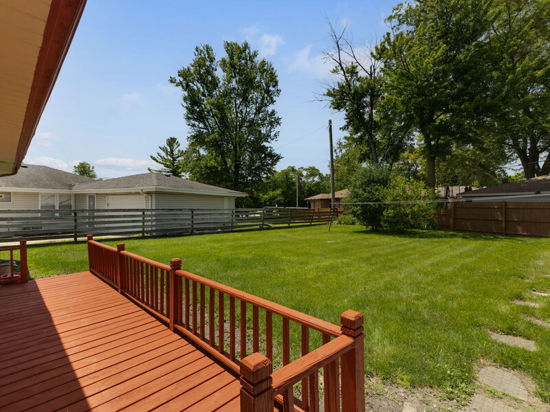 14238 Marshfield Avenue Dixmoor IL 60426