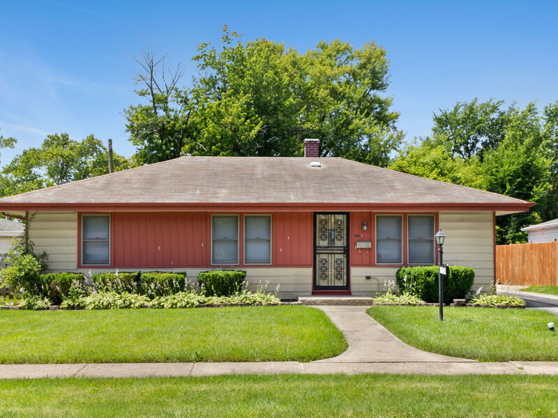 14238 Marshfield Avenue Dixmoor IL 60426