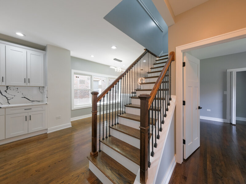 7625 S Clyde Avenue Chicago IL 60649
