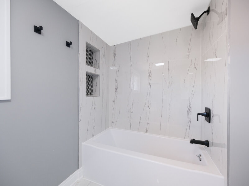 7625 S Clyde Avenue Chicago IL 60649