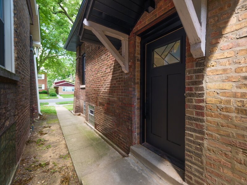 7625 S Clyde Avenue Chicago IL 60649