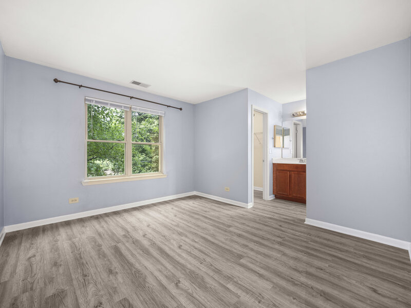 214 Glengarry Drive Bloomingdale IL 60108
