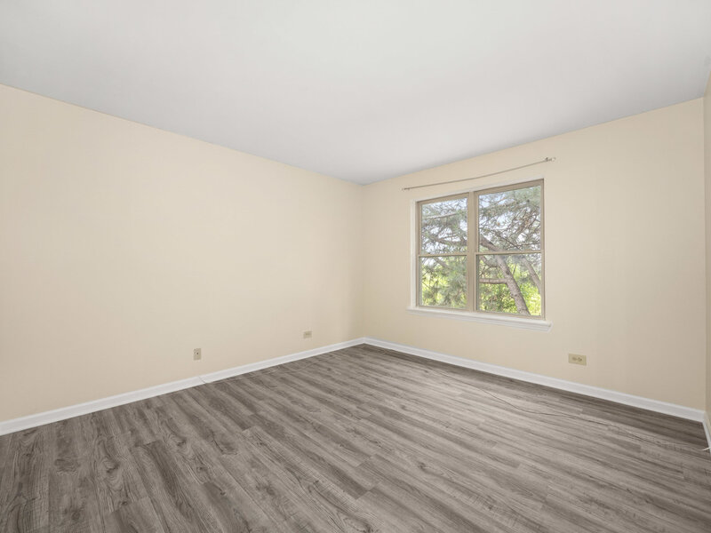214 Glengarry Drive Bloomingdale IL 60108