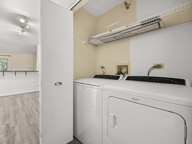 214 Glengarry Drive Bloomingdale IL 60108