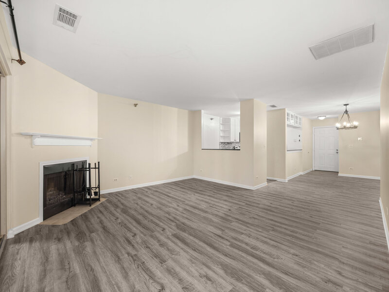 214 Glengarry Drive Bloomingdale IL 60108