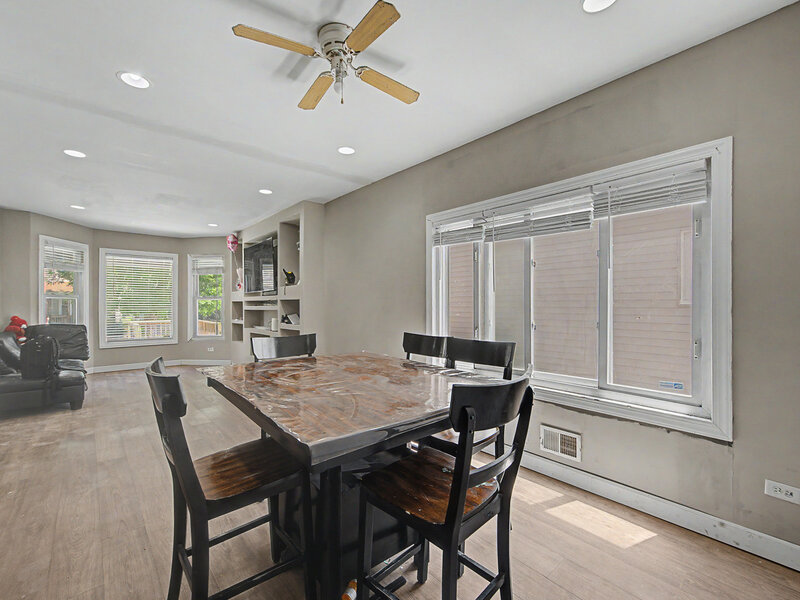 848 N Lawler Avenue Chicago IL 60651