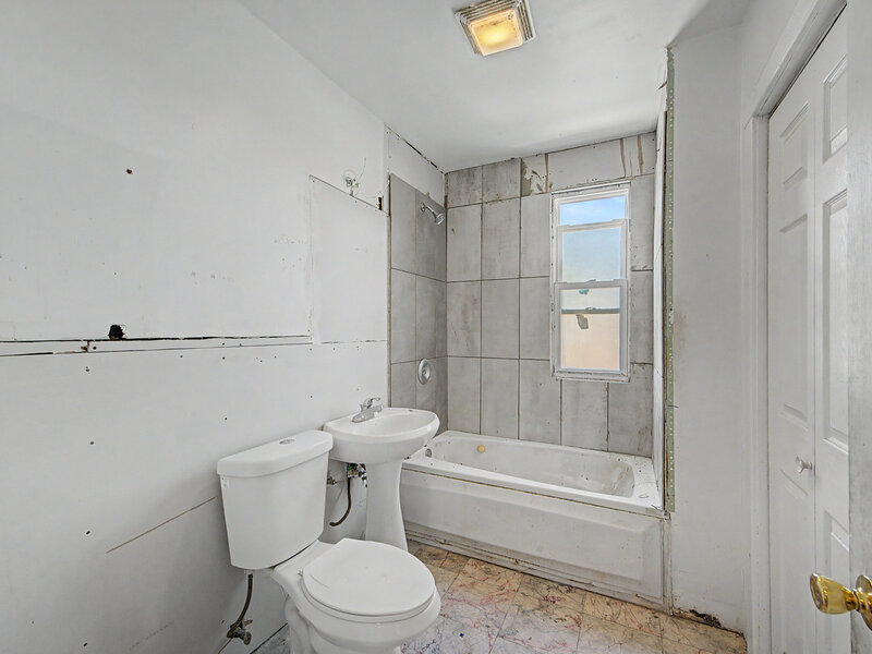 848 N Lawler Avenue Chicago IL 60651