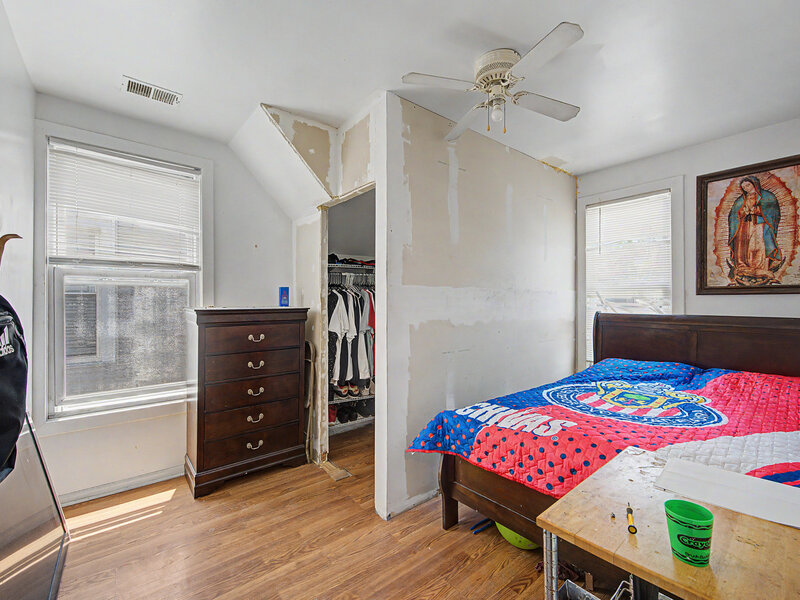 848 N Lawler Avenue Chicago IL 60651