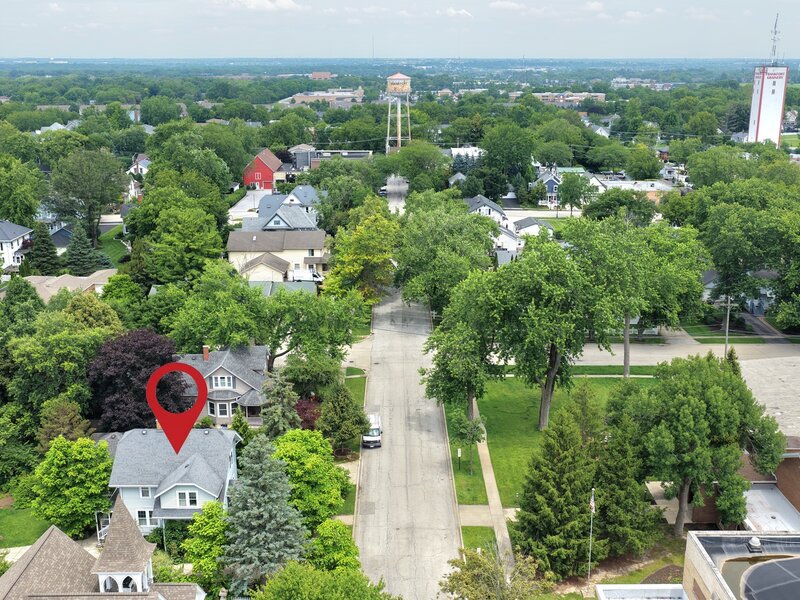 138 Hickory Street Frankfort IL 60423