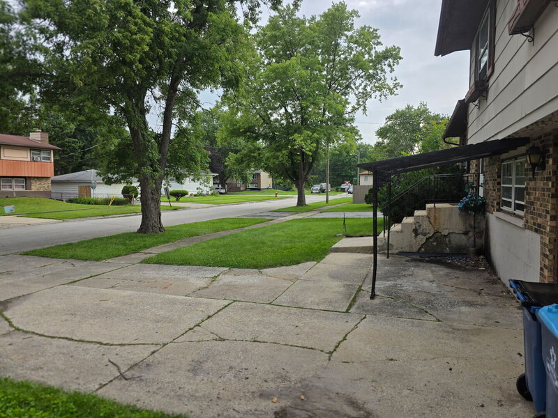 1763 225th Place Sauk Village IL 60411