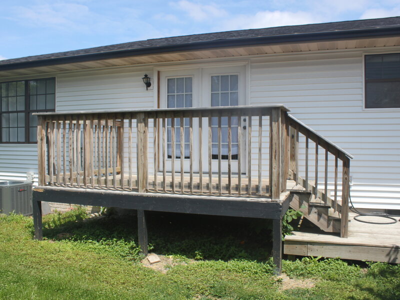 816 Oaklawn Avenue East Moline IL 61244