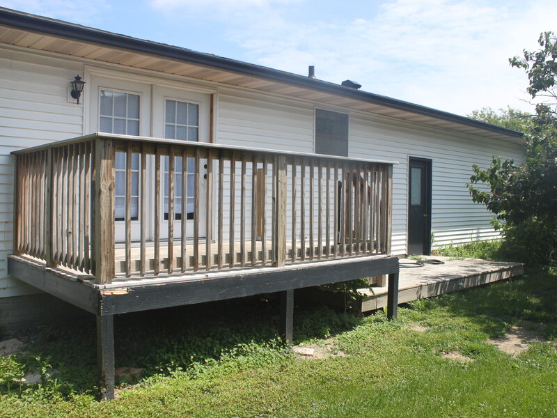 816 Oaklawn Avenue East Moline IL 61244