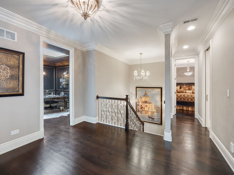 50 Baybrook Lane Oak Brook IL 60523