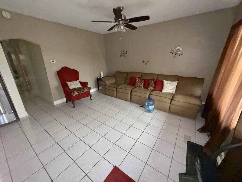 412 156th Street Calumet City IL 60409