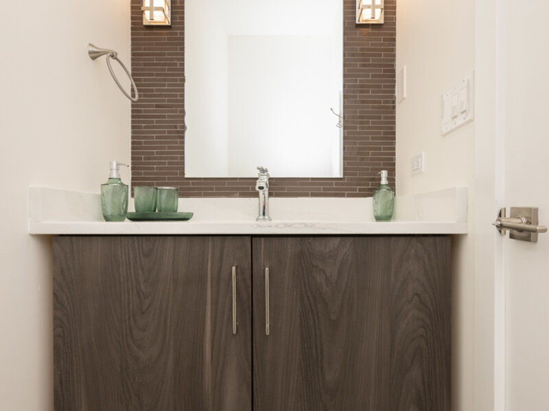 22 E Elm Street Chicago IL 60611