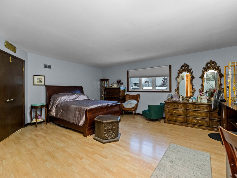 8058 Circle Drive Palos Hills IL 60465