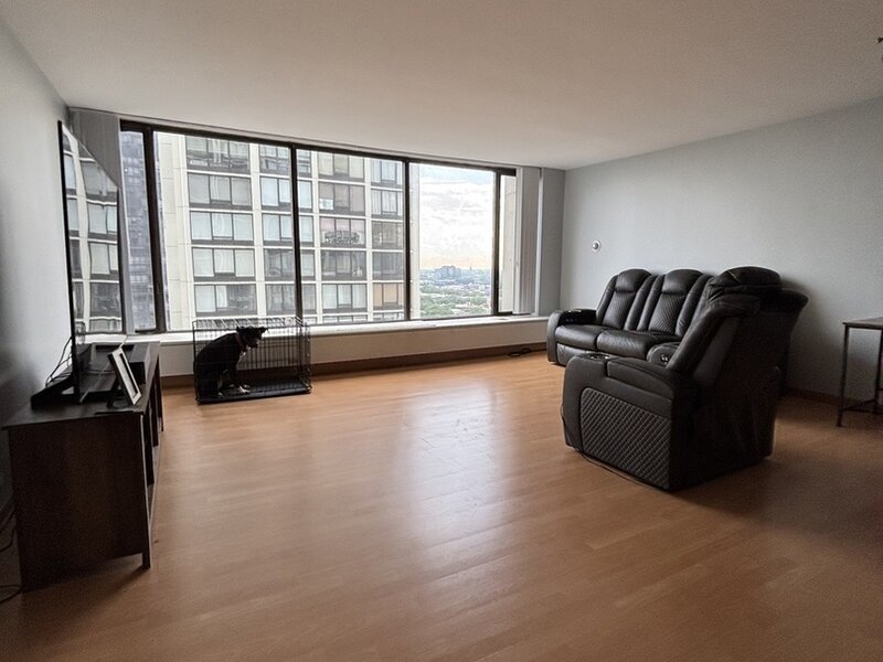 5455 N Sheridan Road Chicago IL 60640