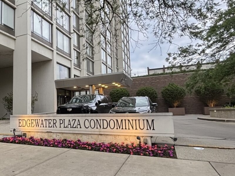 5455 N Sheridan Road Chicago IL 60640