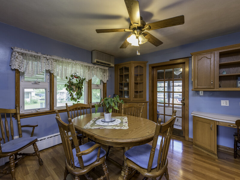 2823 27th Street Zion IL 60099