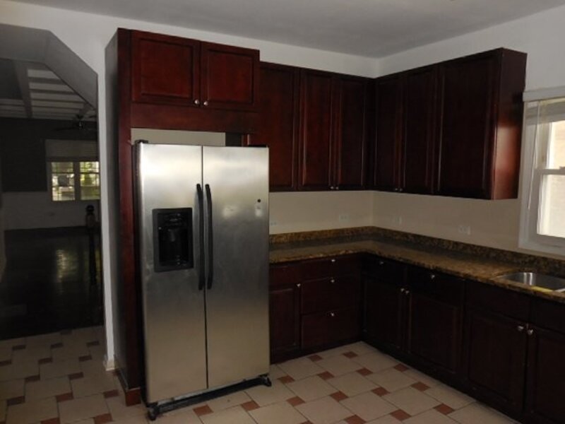 312 S 10th Avenue Maywood IL 60153