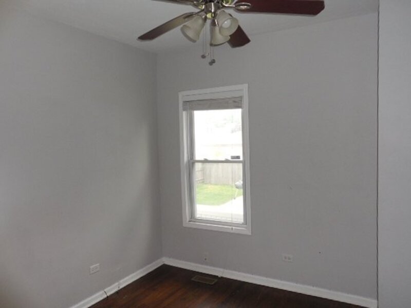 312 S 10th Avenue Maywood IL 60153