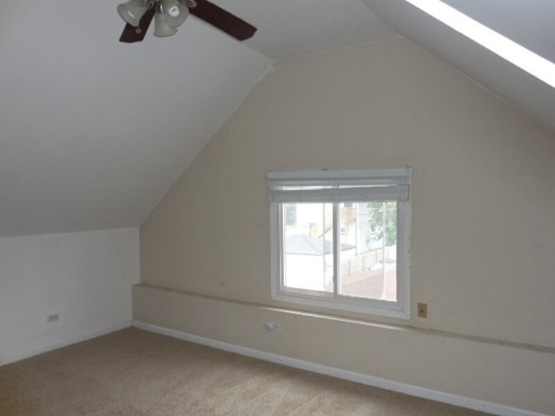 312 S 10th Avenue Maywood IL 60153