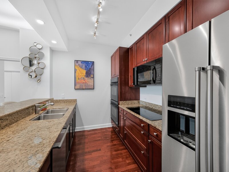 1235 S Prairie Avenue Chicago IL 60605