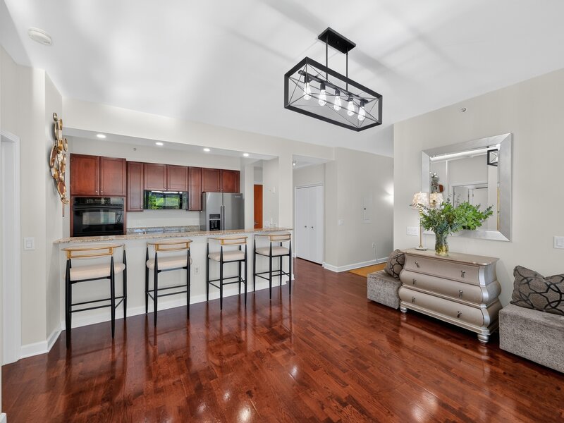 1235 S Prairie Avenue Chicago IL 60605