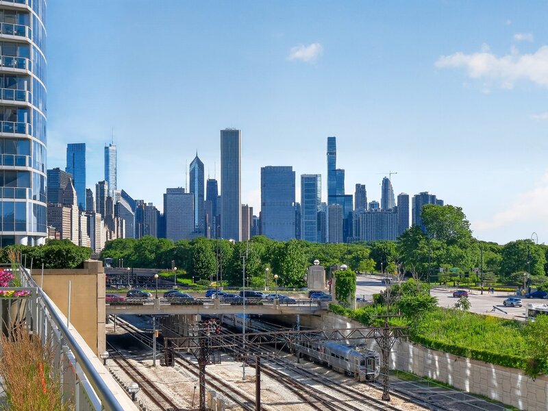 1235 S Prairie Avenue Chicago IL 60605
